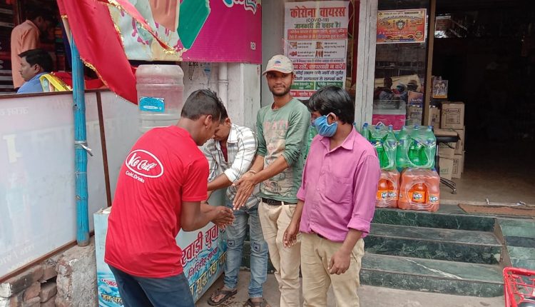 कोरोना को लेकर जागरूकता अभियान, रेडक्रॉस ने लगाए पोस्टर