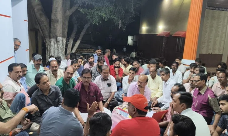 पचंबा सार्वजनिक दुर्गा स्थान में नई दुर्गा पूजा समिति गठित, पूजा से लेकर मेला और भंडारा की जिम्मेदारी तय